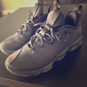 Nike Lebron 14 Low